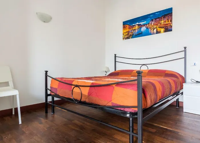 Piccolo Flat Near Venice 아파트